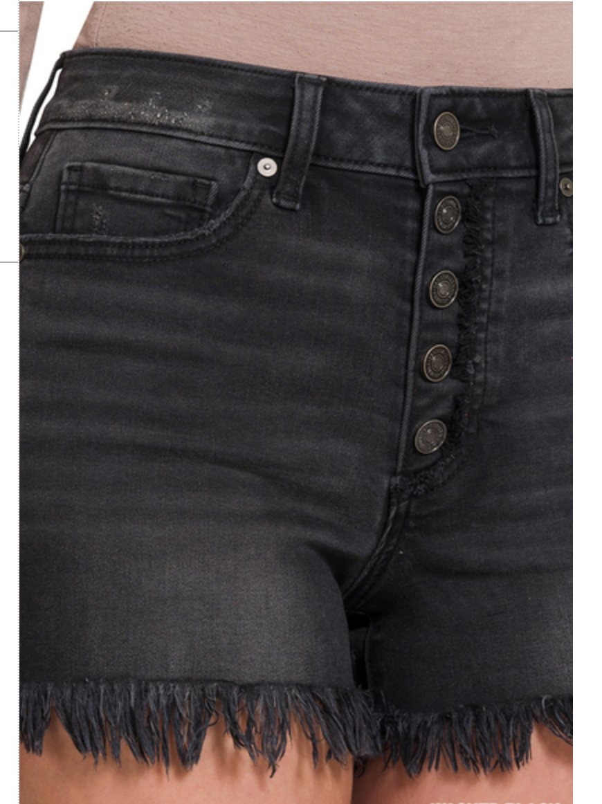 FRAY HEM BUTTONFLY SHORT