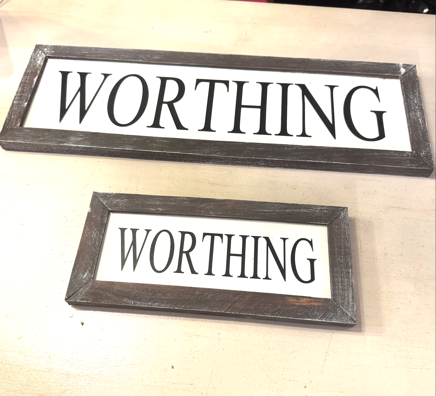 CUSTOM SIGNS